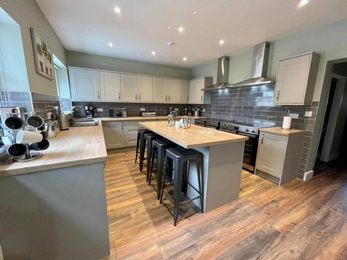 Lydney House Swaffham Sleeps 22 Villa Exterior foto